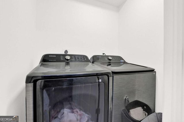 447 Warren Rd, Lawrenceville, GA 30044