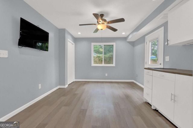 447 Warren Rd, Lawrenceville, GA 30044