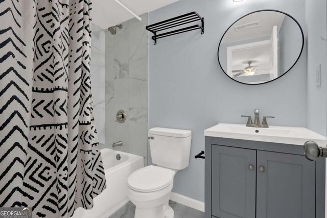 447 Warren Rd, Lawrenceville, GA 30044