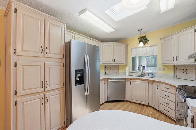452 SHARKS POINT, North Port, FL 34287