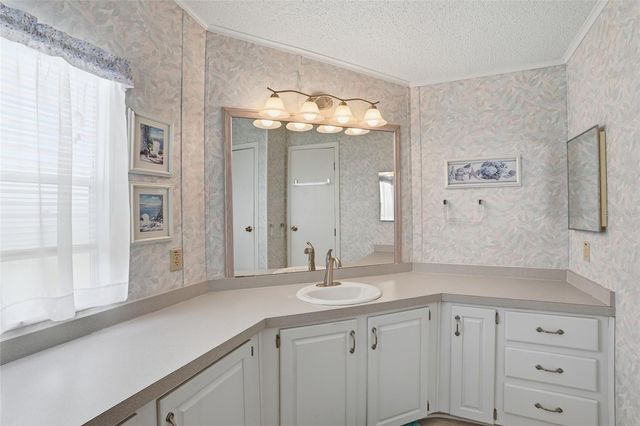 452 SHARKS POINT, North Port, FL 34287