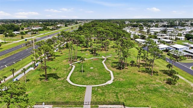 452 SHARKS POINT, North Port, FL 34287