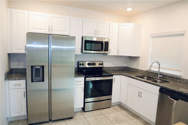 209 Sugar Maple Way, Kingsland, GA 31548