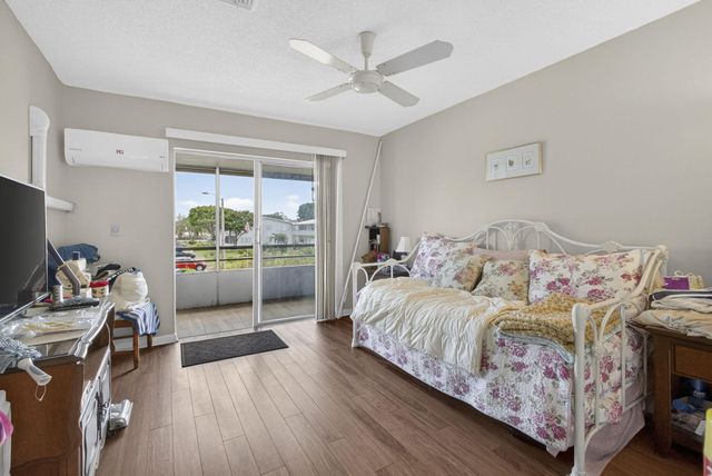 272 Bedford, West Palm Beach, FL 33417