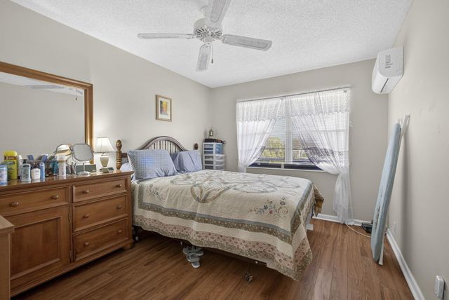 272 Bedford, West Palm Beach, FL 33417