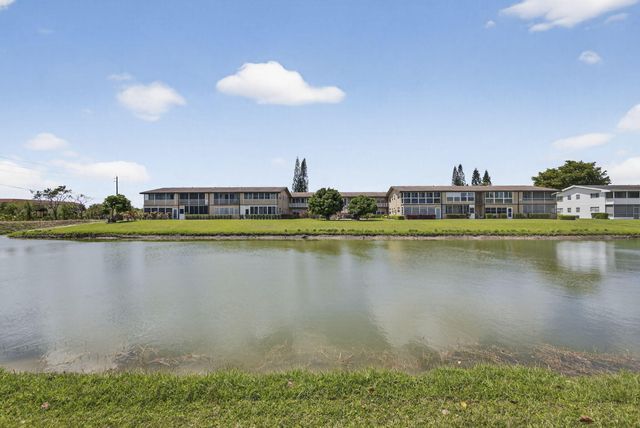 272 Bedford, West Palm Beach, FL 33417