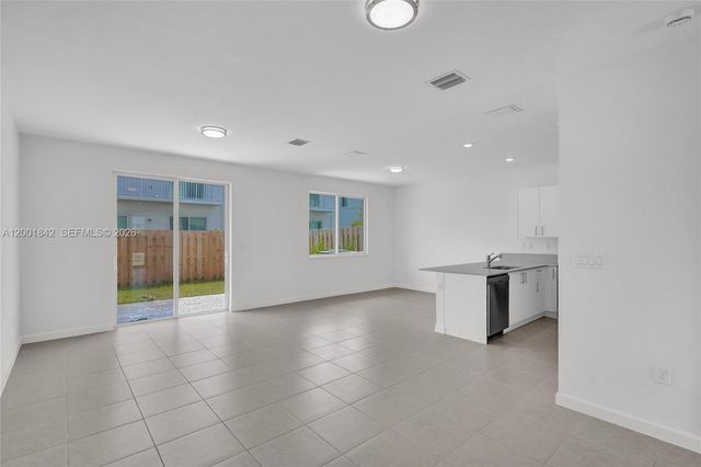 732 SE 13th Court 732, Homestead, FL 33034