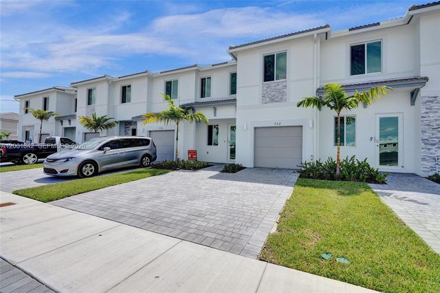 732 SE 13th Court 732, Homestead, FL 33034