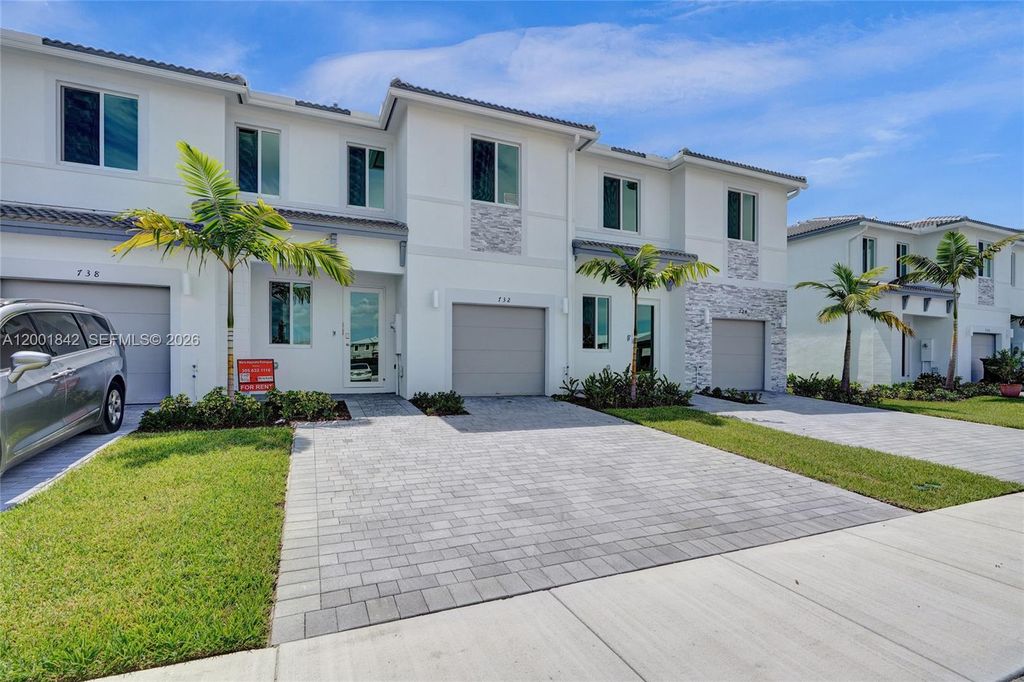 732 SE 13th Court 732, Homestead, FL 33034