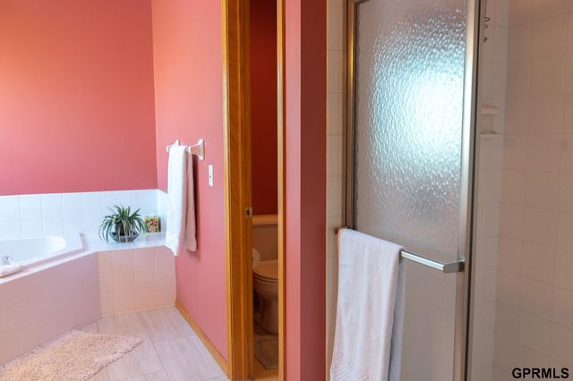 7823 N 156th Avenue, Bennington, NE 68007