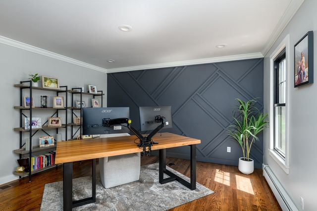 21 Round Table Road, Shrewsbury, MA 01545