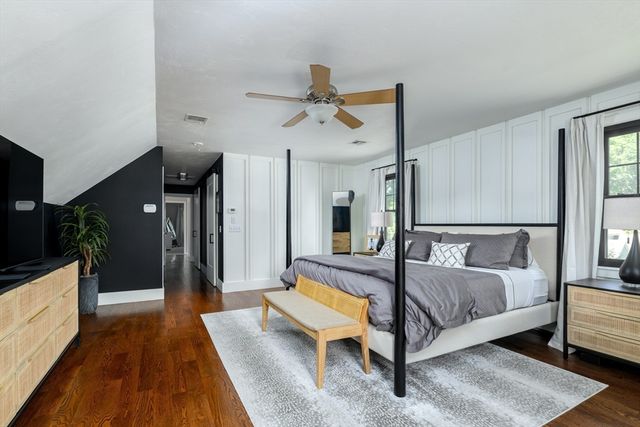 21 Round Table Road, Shrewsbury, MA 01545