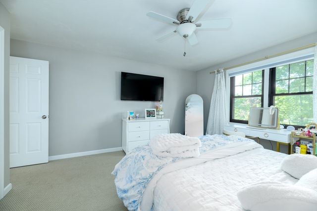 21 Round Table Road, Shrewsbury, MA 01545