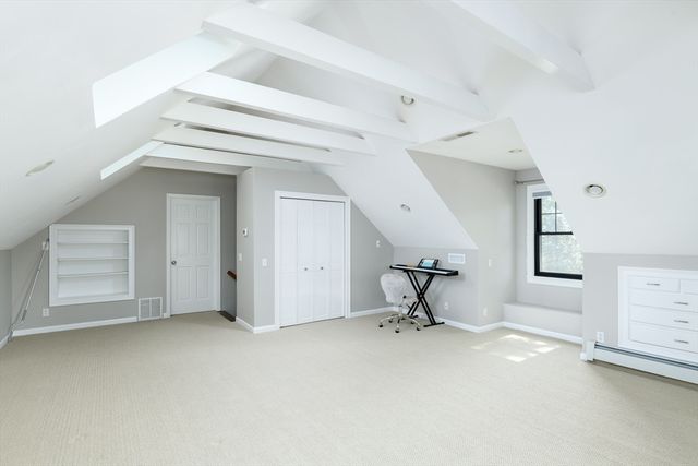 21 Round Table Road, Shrewsbury, MA 01545