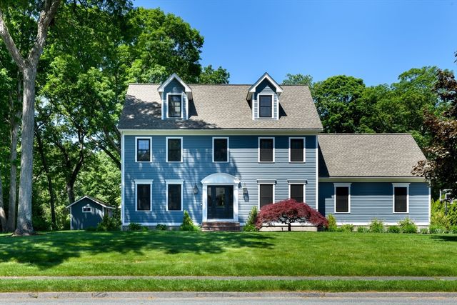 21 Round Table Road, Shrewsbury, MA 01545
