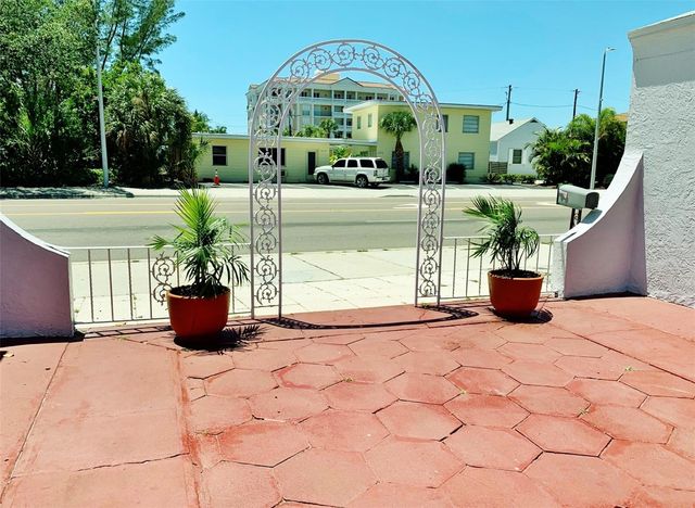 12127 GULF BOULEVARD 5, Treasure Island, FL 33706