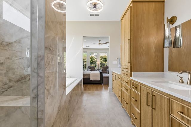 300 Foxborough Lane, Southlake, TX 76092