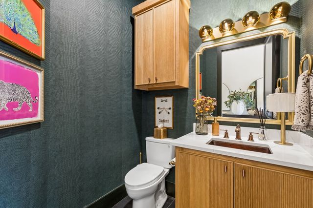 300 Foxborough Lane, Southlake, TX 76092