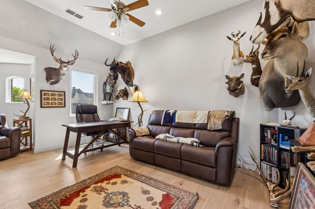 300 Foxborough Lane, Southlake, TX 76092