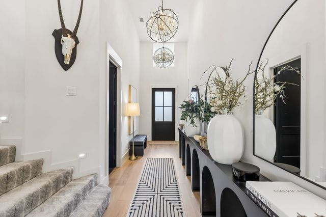 300 Foxborough Lane, Southlake, TX 76092