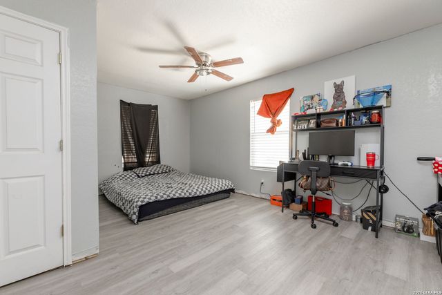 170 DORSEY ST, San Antonio, TX 78221