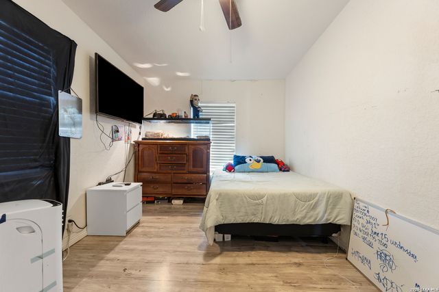 170 DORSEY ST, San Antonio, TX 78221