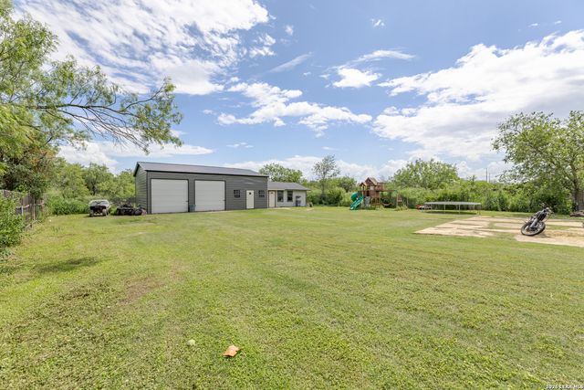 170 DORSEY ST, San Antonio, TX 78221