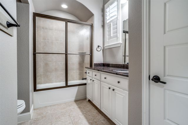 1071 Jennala Drive, Frisco, TX 75036