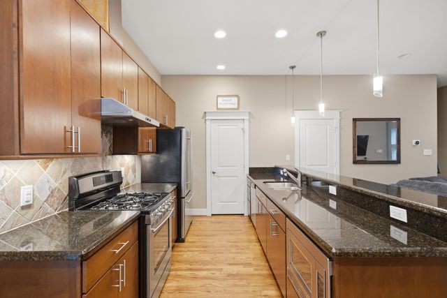 1036 W 24th Street, Houston, TX 77008