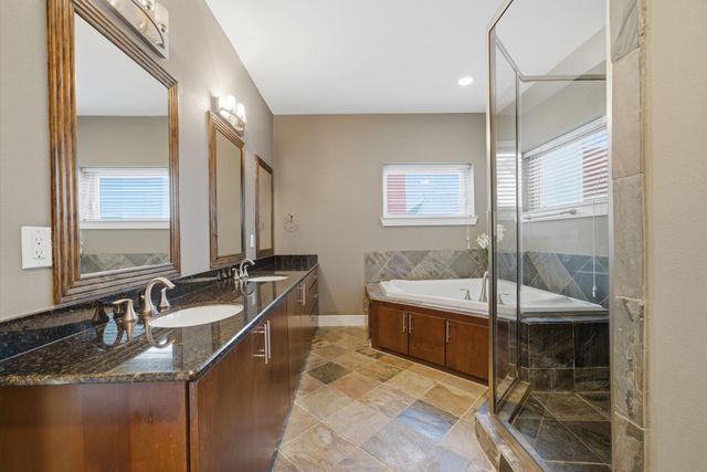 1036 W 24th Street, Houston, TX 77008