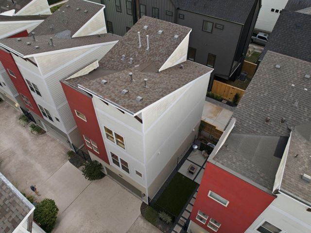 1036 W 24th Street, Houston, TX 77008