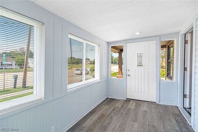 5803 Stearns Road, North Olmsted, OH 44070