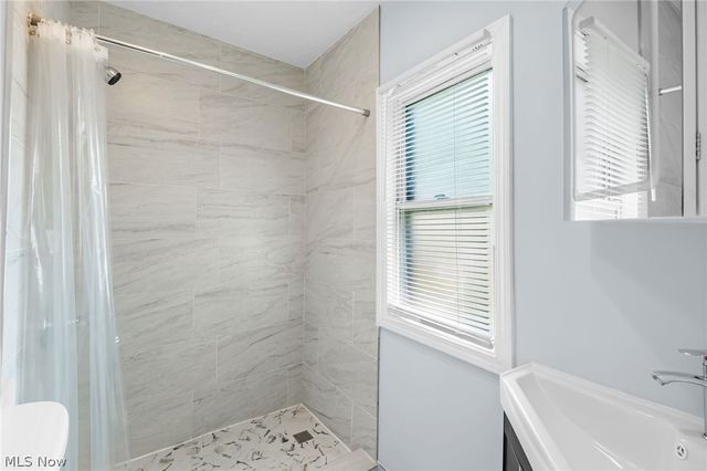 5803 Stearns Road, North Olmsted, OH 44070
