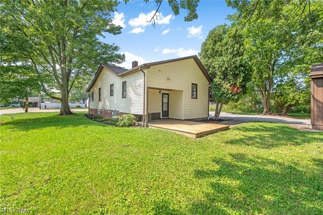 5803 Stearns Road, North Olmsted, OH 44070