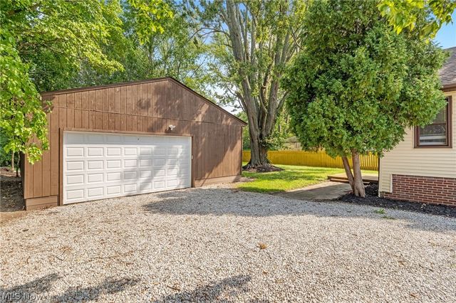 5803 Stearns Road, North Olmsted, OH 44070