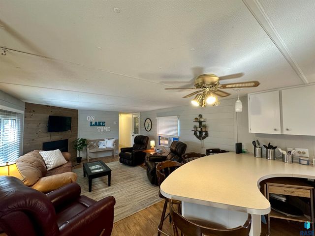 5 Pommier Ln Lane, Garvin, MN 56132