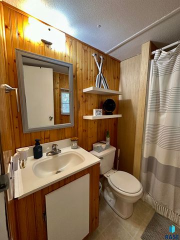 5 Pommier Ln Lane, Garvin, MN 56132