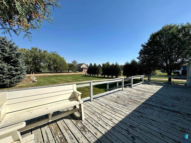 5 Pommier Ln Lane, Garvin, MN 56132