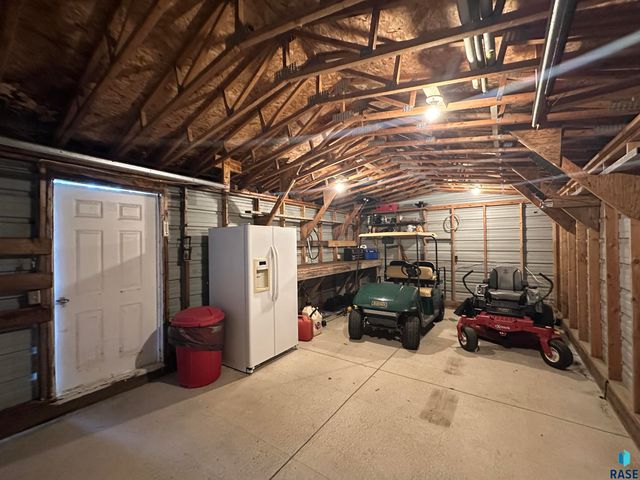 5 Pommier Ln Lane, Garvin, MN 56132