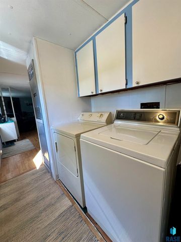 5 Pommier Ln Lane, Garvin, MN 56132