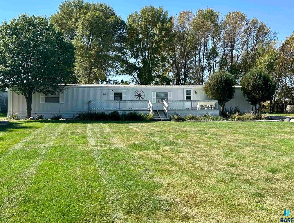 5 Pommier Ln Lane, Garvin, MN 56132
