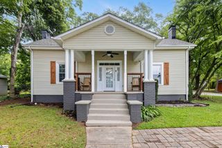 9 Lee Street, Liberty, SC 29657