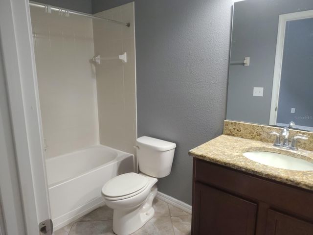 2288 GRANTHAM AVENUE, Davenport, FL 33837