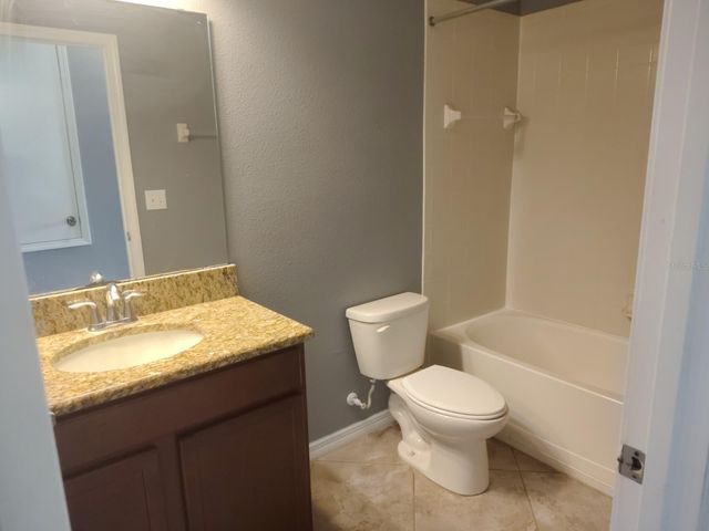 2288 GRANTHAM AVENUE, Davenport, FL 33837