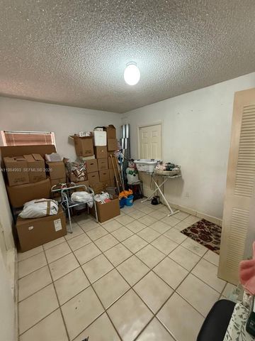 10201 SW 35th St, Miami, FL 33165