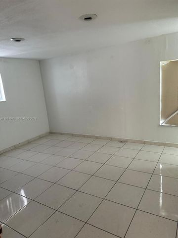 10201 SW 35th St, Miami, FL 33165