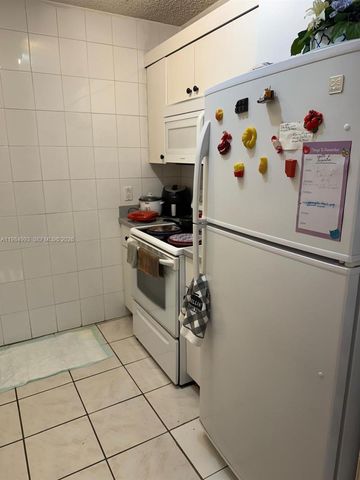 10201 SW 35th St, Miami, FL 33165