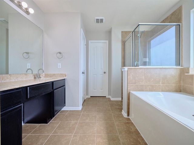 8230 Silent Deep Drive, Rosenberg, TX 77469
