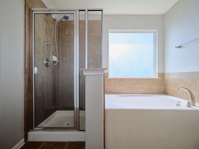 8230 Silent Deep Drive, Rosenberg, TX 77469