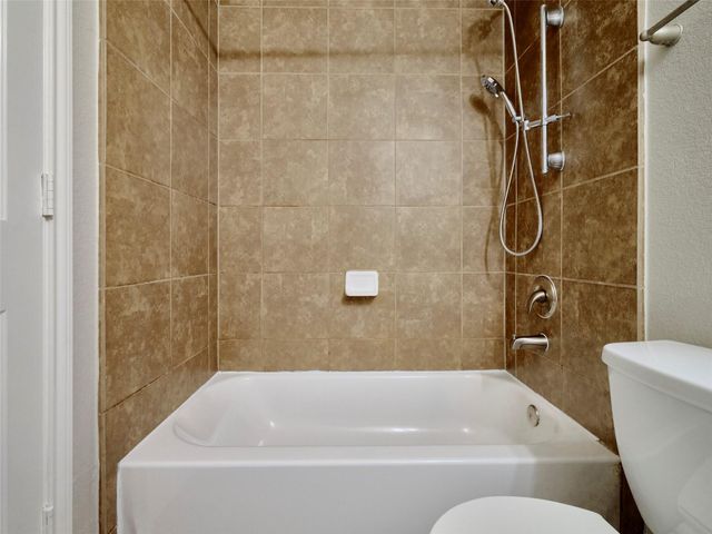 8230 Silent Deep Drive, Rosenberg, TX 77469